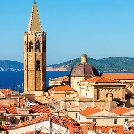 Picasso Art Apartment Alghero